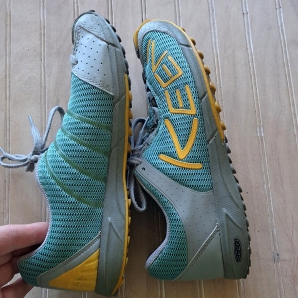 Keen A86 TR Womens Sneakers Trail Hiking Blue Mesh Fun Lace-Up Breathable - Picture 10 of 10